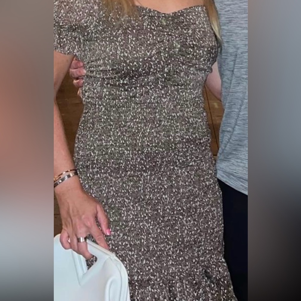 Sky + Sky brown ish / Olive green ish gorg dress!